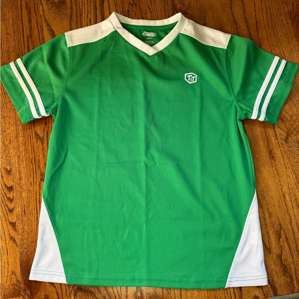 NWOT - Awana - Green and White Kids Shirt - Large